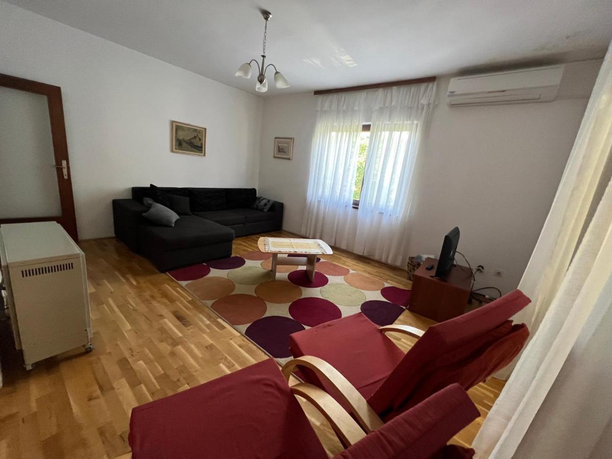 Apartmani Rosa Turanj Exterior foto
