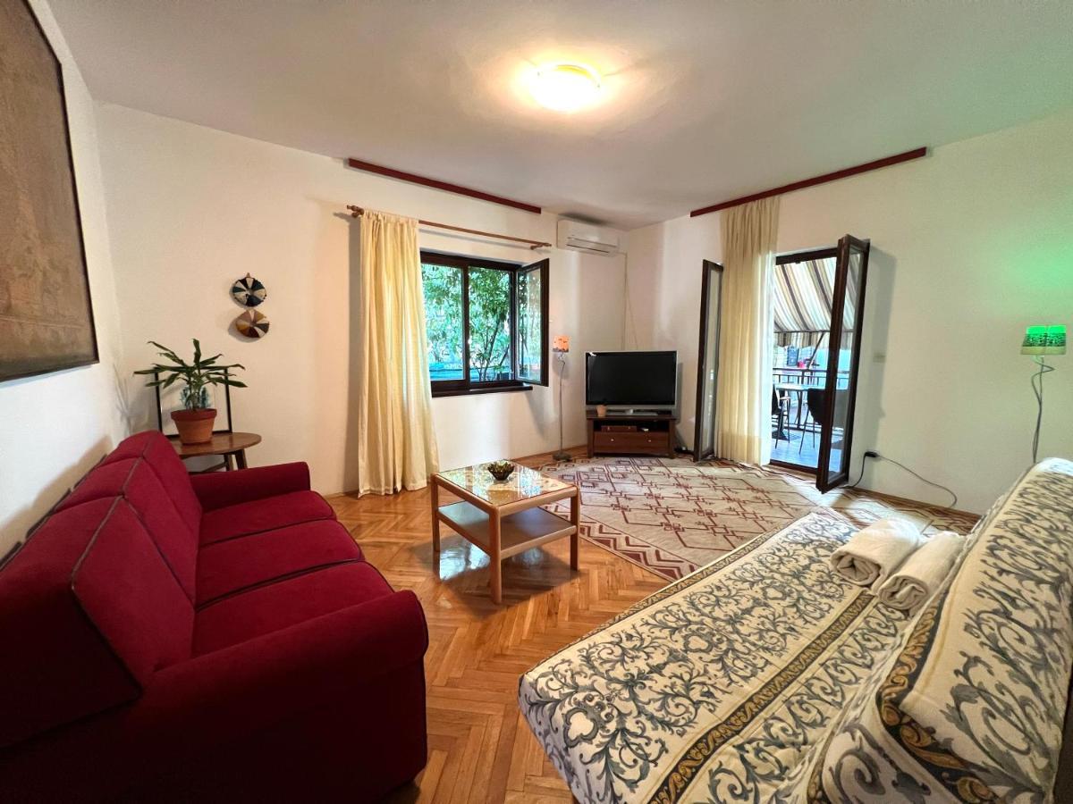 Apartmani Rosa Turanj Exterior foto